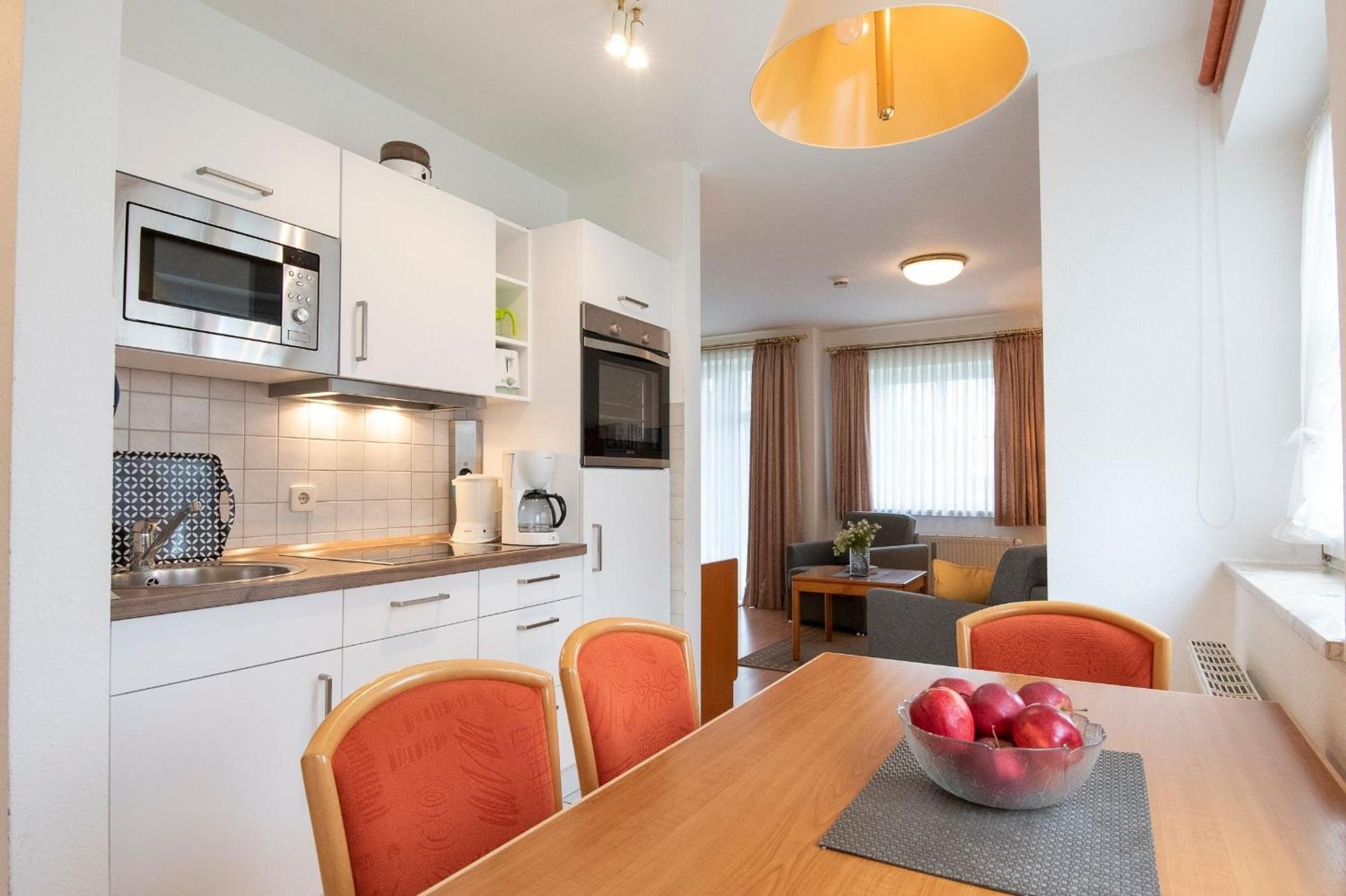 Ferienwohnung Ostseebutt Mit Terrasse Im Kaiserhof 2 Kellenhusen Exterior foto