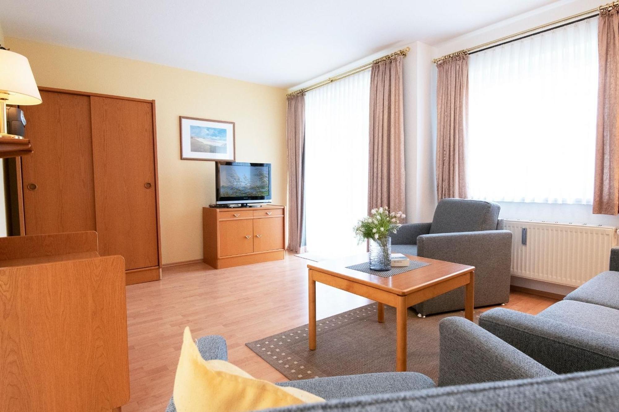 Ferienwohnung Ostseebutt Mit Terrasse Im Kaiserhof 2 Kellenhusen Exterior foto